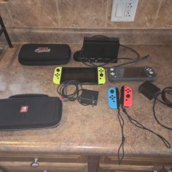 Nintendo Switch And Switch Lite Bundle(CHECK DESCRIPTION)