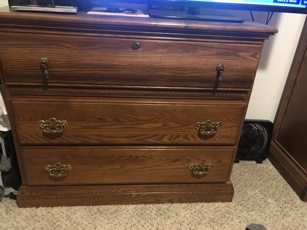 Used Wooden Dressers 2 For Sale In San Diego Ca Offerup