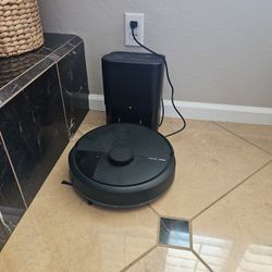 IRobot Roomba  $250 FIRM