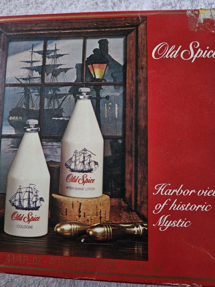 VINTAGE OLD SPICE MYSTIC HARBOR COLLECTION BOTTLES AFTER SHAVE LOTION & COLOGNE SET