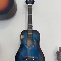 Kids guitar! Like new!!