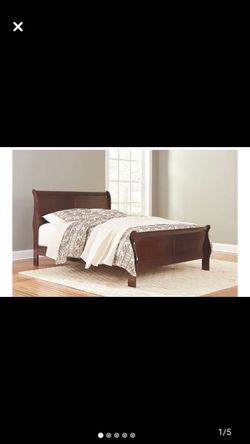 King Size Bed w Mattress