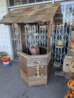 Brand New Hand Made Accent Well