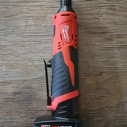 Milwaukee M12 3/8 Ratchet W/4.0 Battery 