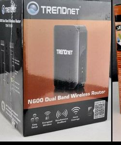 Wireless WIFI Router BRAND NEW TRENDnet Dual Band 300 Mbps 4 Ports