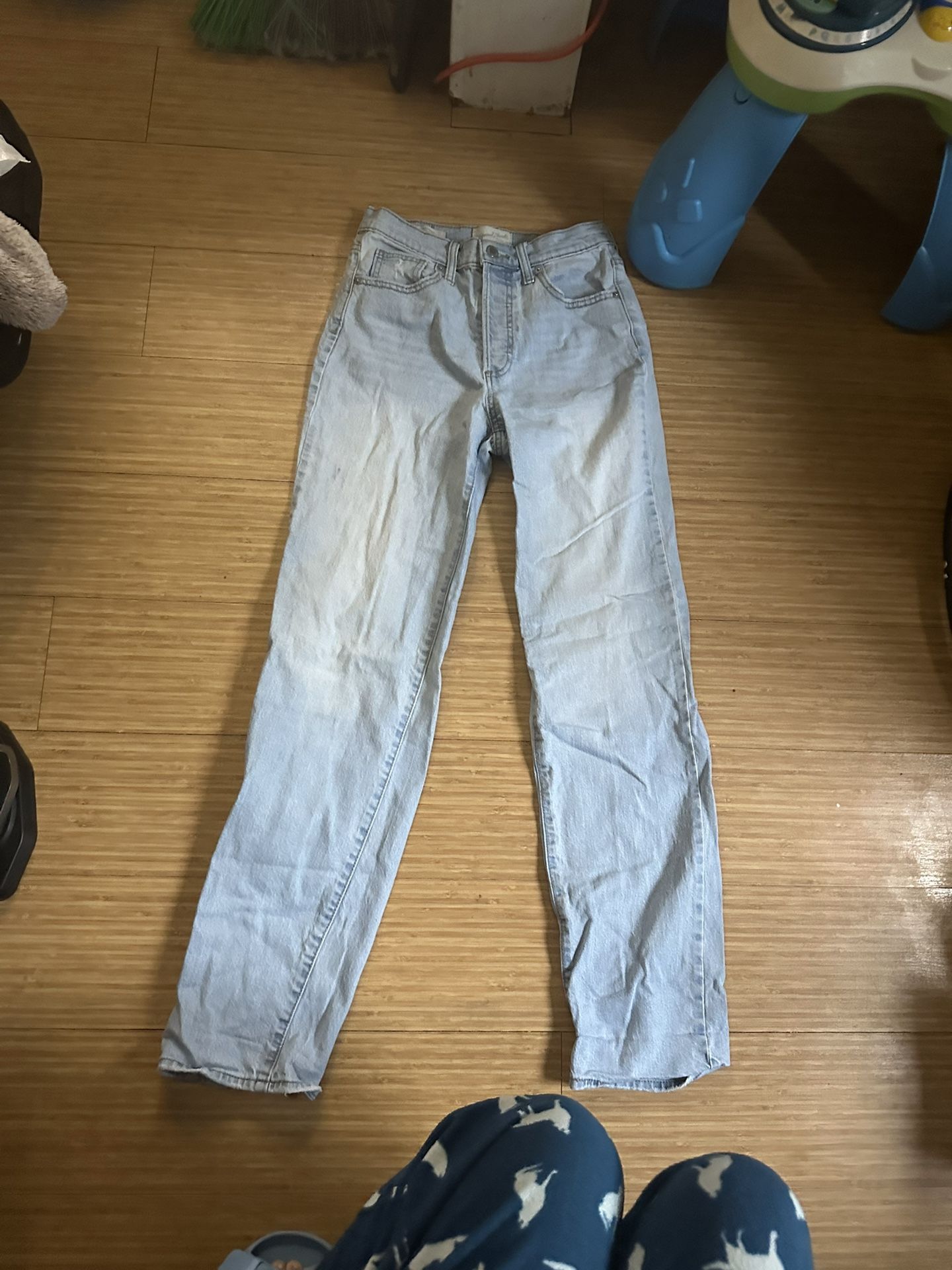 High-Rise 90s Straight Jeans - Light Wash (Size 2 Regular)