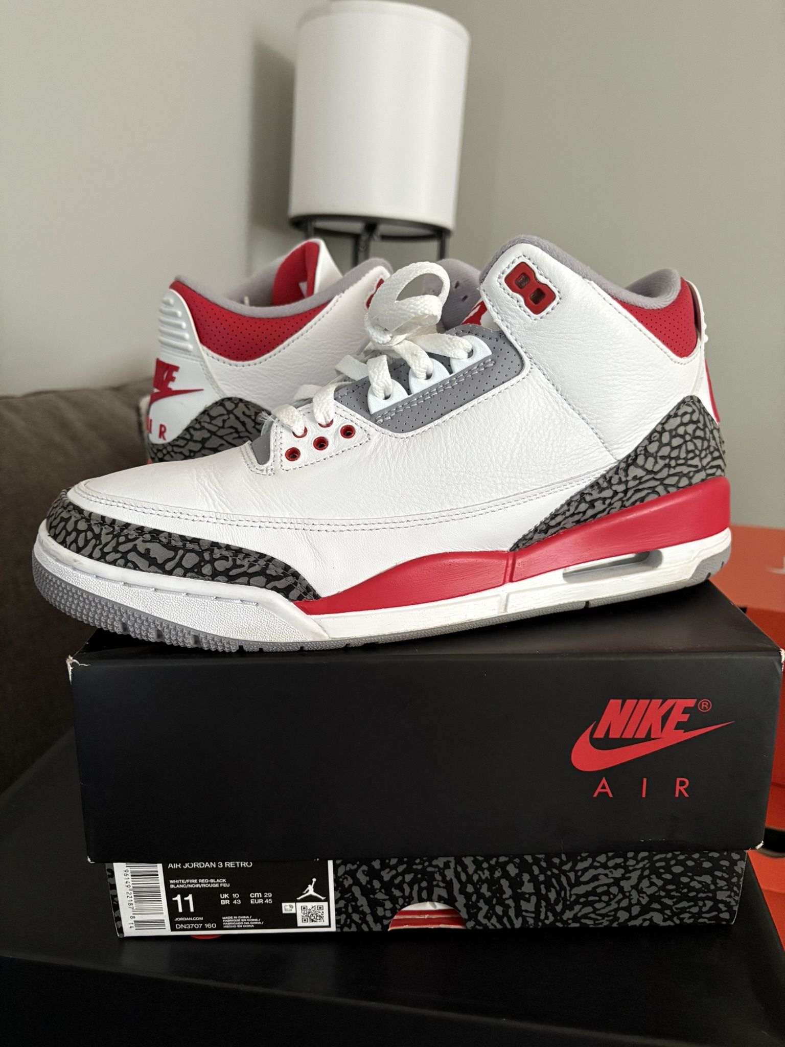 Jordan 3 Fire Red