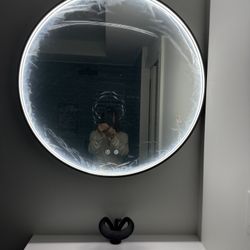 Ftoti Lighted LED  Mirror 32 x 32