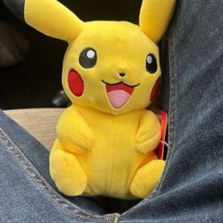 Pikachu Pokémon Plush