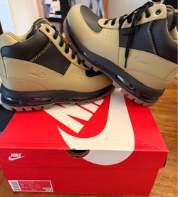 Nike Air Max Goadome boots