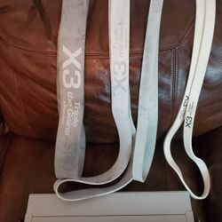 X3 Bar Complete Home Gym Workout System Includes 4 Bands Bar And Footplate.