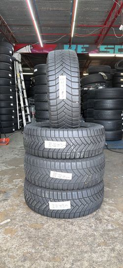 Michelin Agilis crossclimate 235/65/16C
