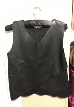 Soft leather lady shirt color black size medium