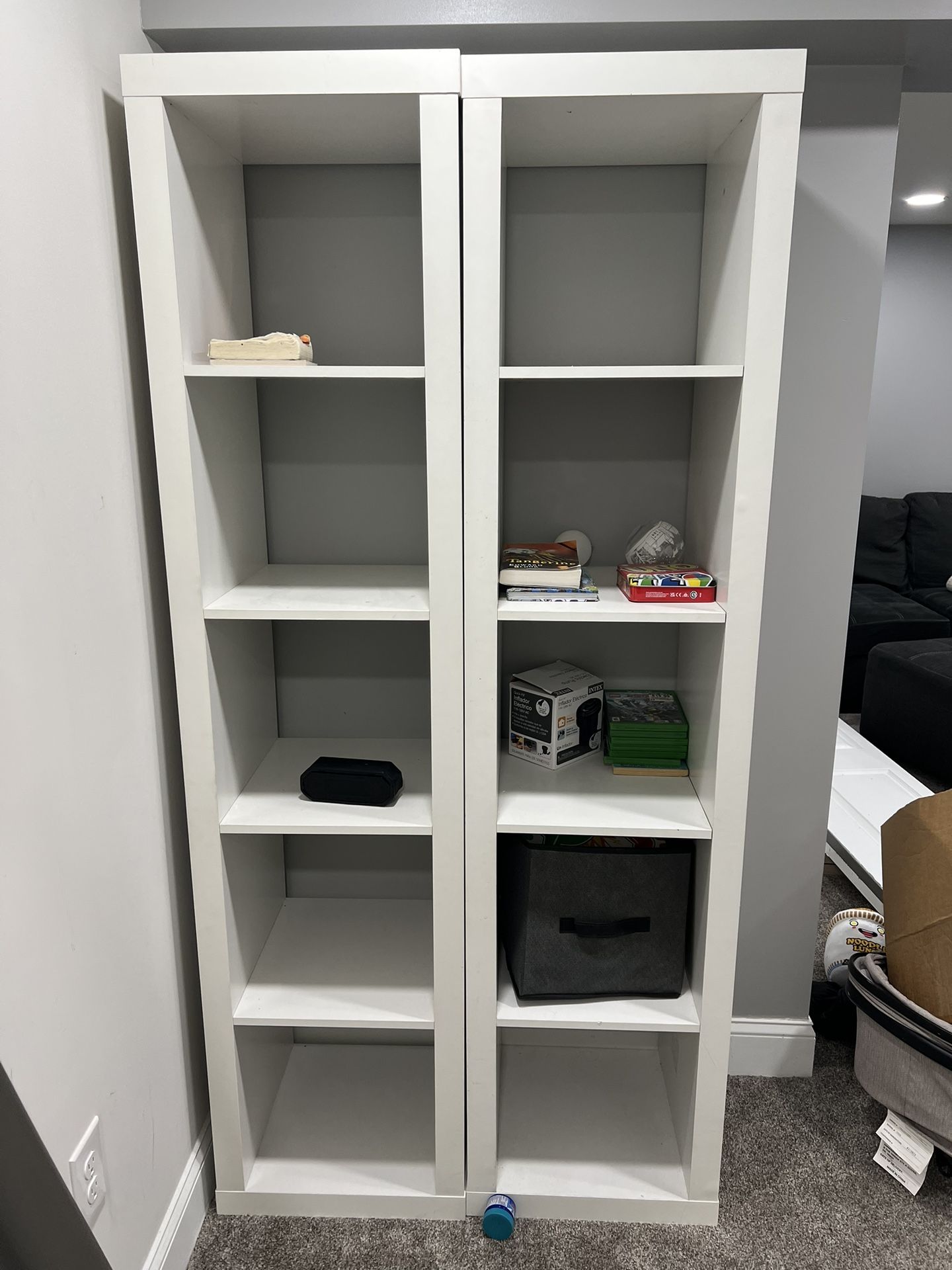Bookshelves 