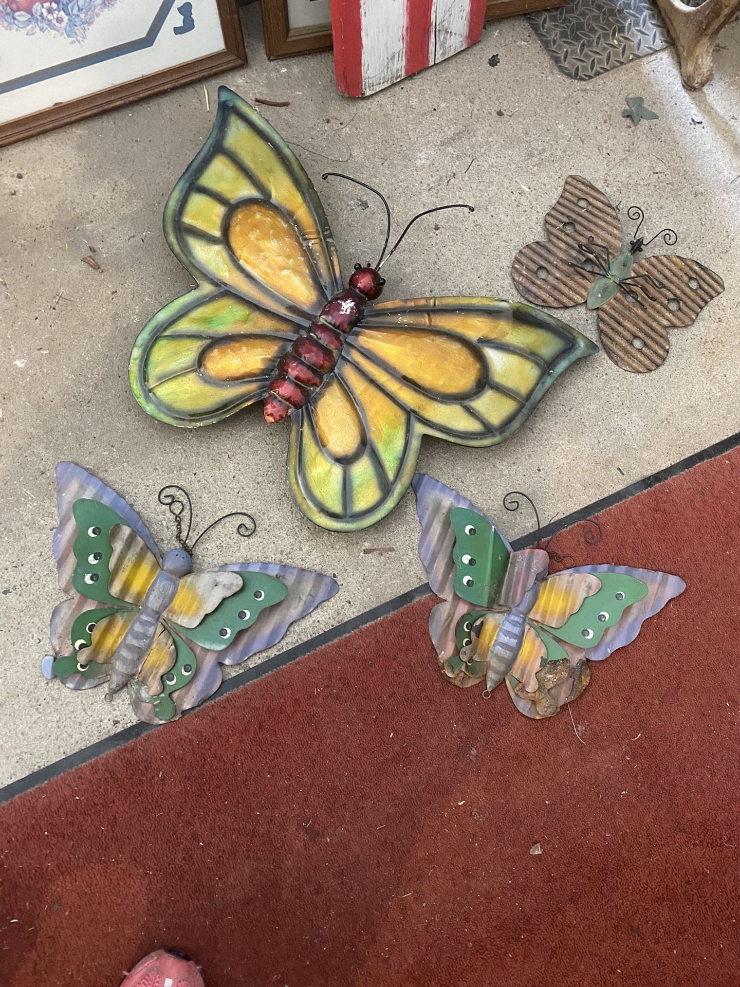 Metal butterfly Bundle 4/$8