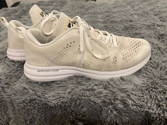 🔥👌🏻APL TechLoom Pro Sneakers – Size 8 – Propelium Midsole – Lightweight Athletic Trainer – Sleek Knit Performance Shoe