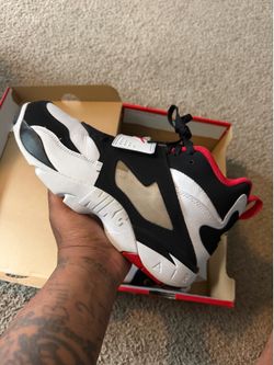 Nike diamond turf size 11.5