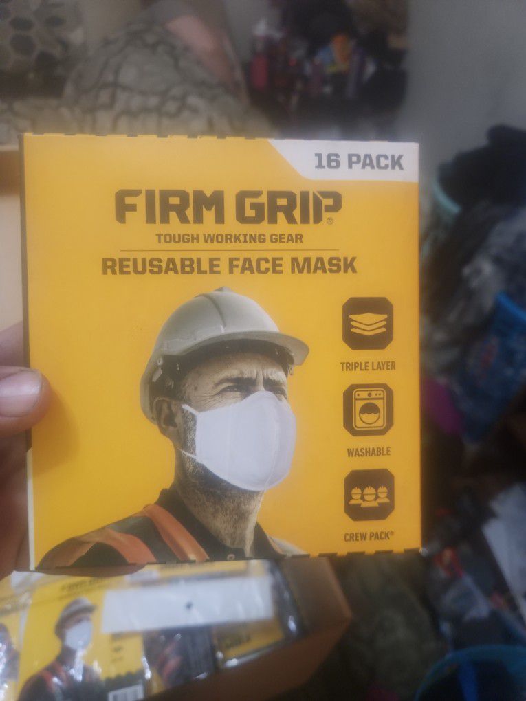 Brand New Firm Grip Face Mask S