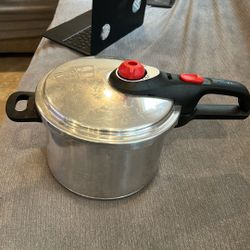 Pressure Cooker