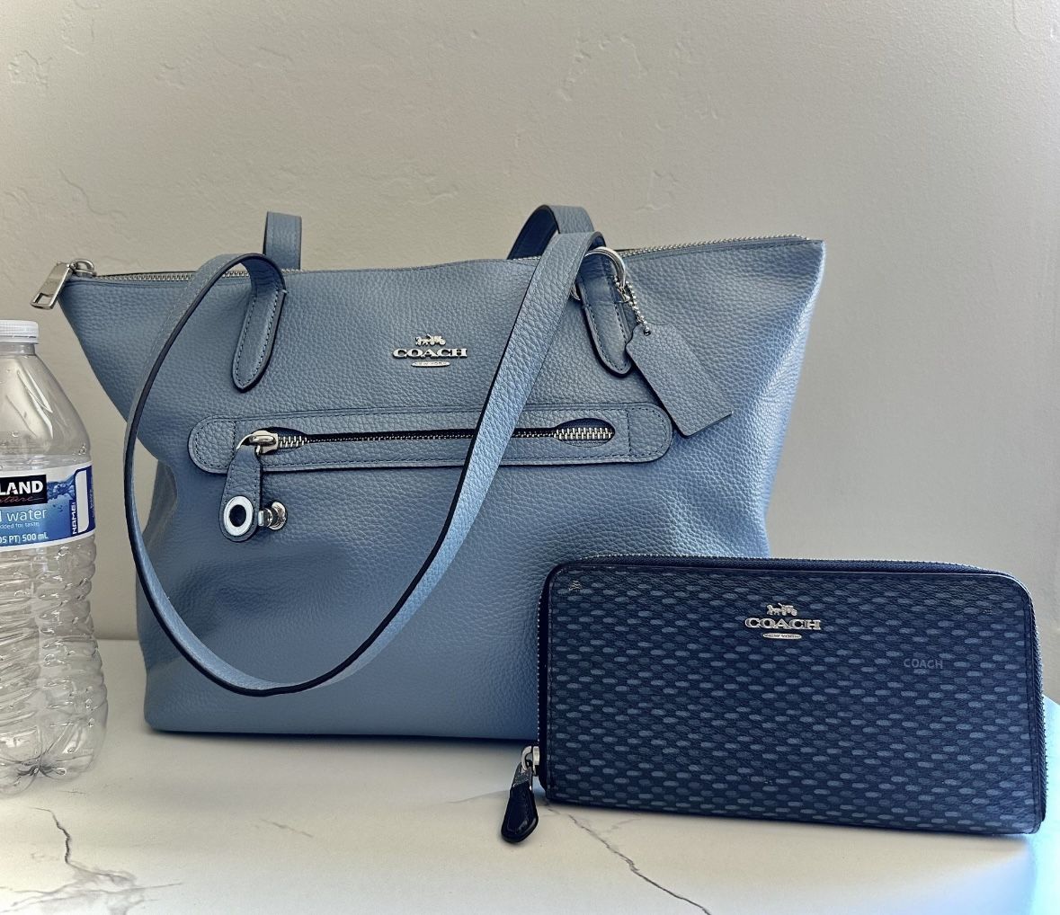 BLUE COACH PURSE & WALLET