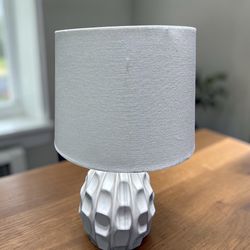 White Textured Ceramic Table Lamp