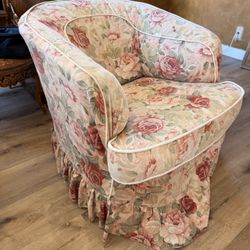 Vintage Floral Swivel Recliner Chair – Cozy & Charming