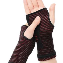 Compression Gloves Carpal Tunnel for Women&Men Hand Brace Wrist Support Sleeves
