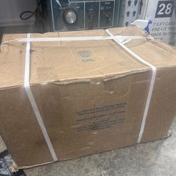 New In Box: Break Rotors, Pads Kit For 2012 Kia Optima (or Compatible Vehicle)