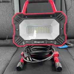 Snap On Flood Light 