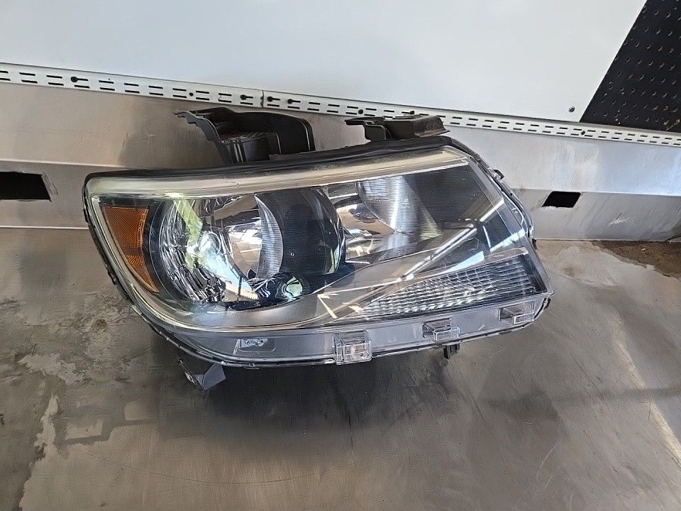 Chevrolet Colorado Headlight