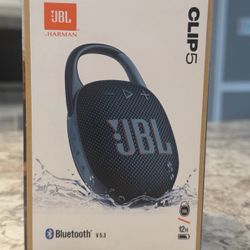 JBL Clip 5 Portable Bluetooth Speaker Black - Waterproof - Brand New