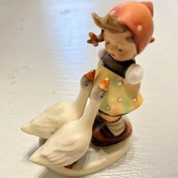 Hummel Goose Girl