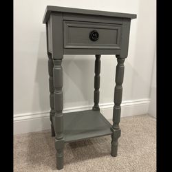 Wood End Table With Drawer 