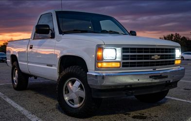 1980s to 1990s GMC/ CHEVY PICKUP TRUCK GLASS OEM STYLE LED HEADLIGHTS