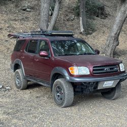 2004 Toyota Sequoia