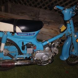 Honda C70 Deluxe 