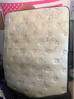 Pillow top full mattress