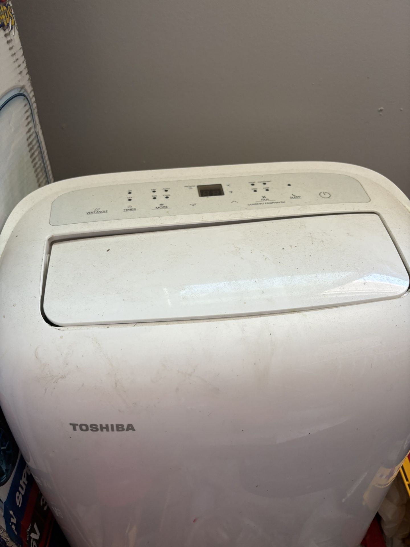 Toshiba BTU Portable Air Conditioner
