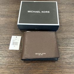 Michael Kors Leather Slim Billfold Andy Brown Exterior Black Interior
