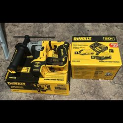 Dewalt Bag Battery And Hammer Drill
