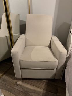 DaVinci Piper Recliner and Swivel Nursery Chair