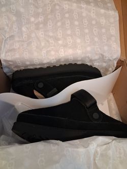 UGG Women's Clog Slipper