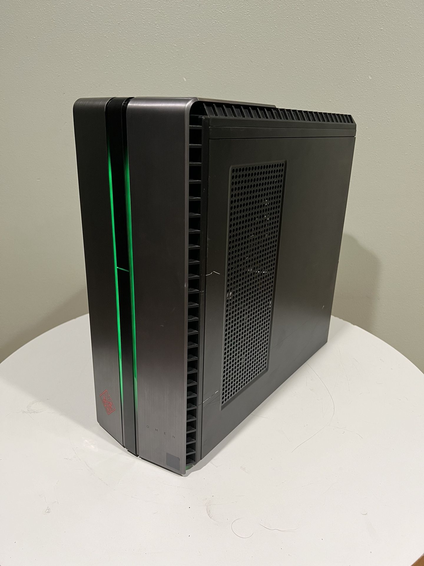 HP OMEN Gaming PC VR Ready i7 6700K/32gb Ram/RX 580 8gb/Windows 10