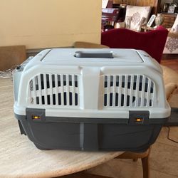 Almost Brand New Kennel Used  1 Time For My Small  Dog