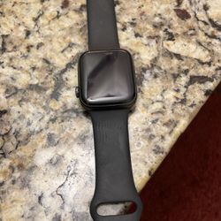 apple watch with charger 