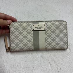 Kate Spade Gray And White Leather Zip Around Wallet