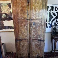 Vintage large Armoire 