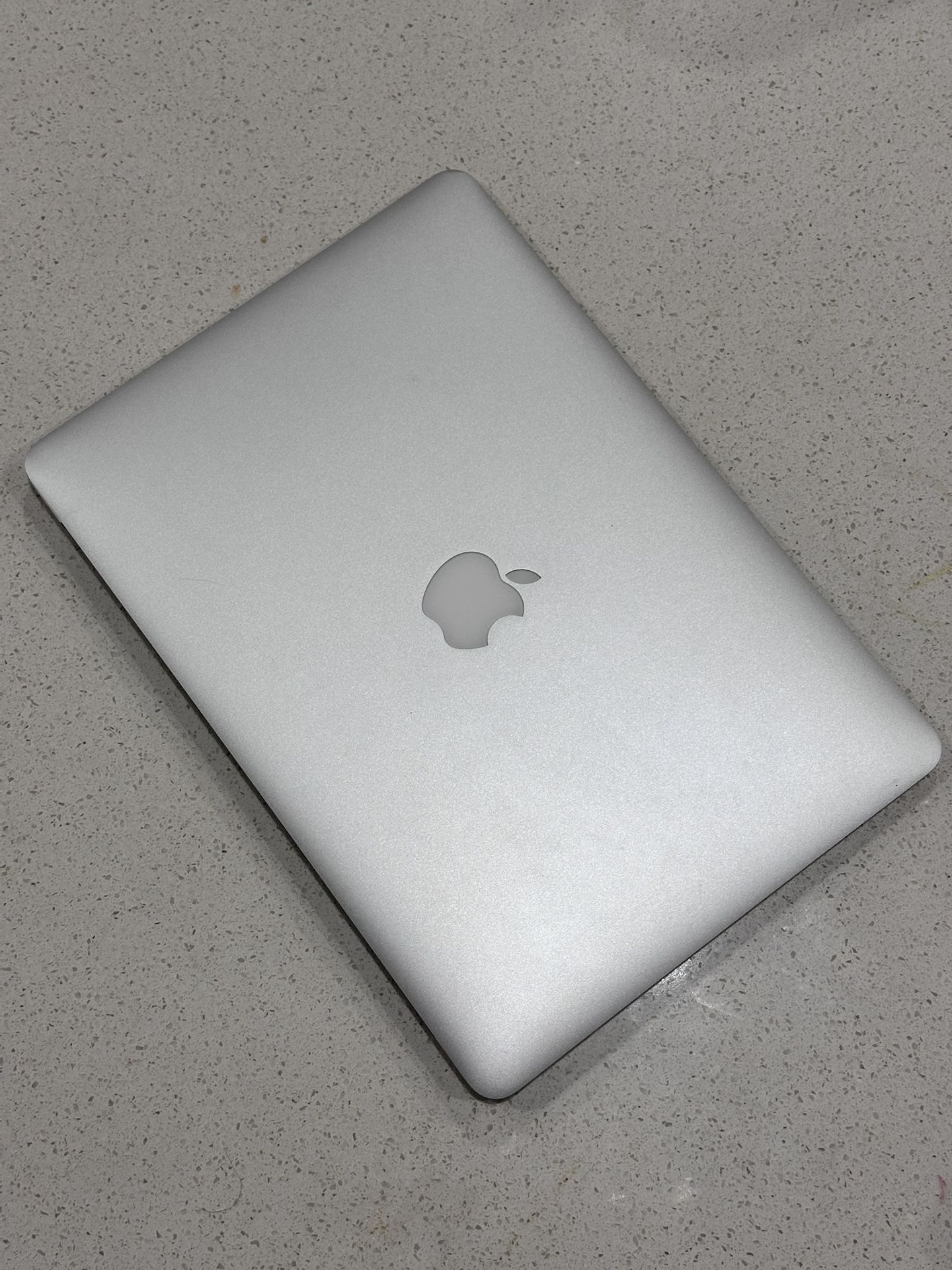2017 13” MacBook Air