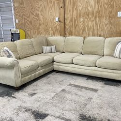 Cream Craftmaster Sectional
