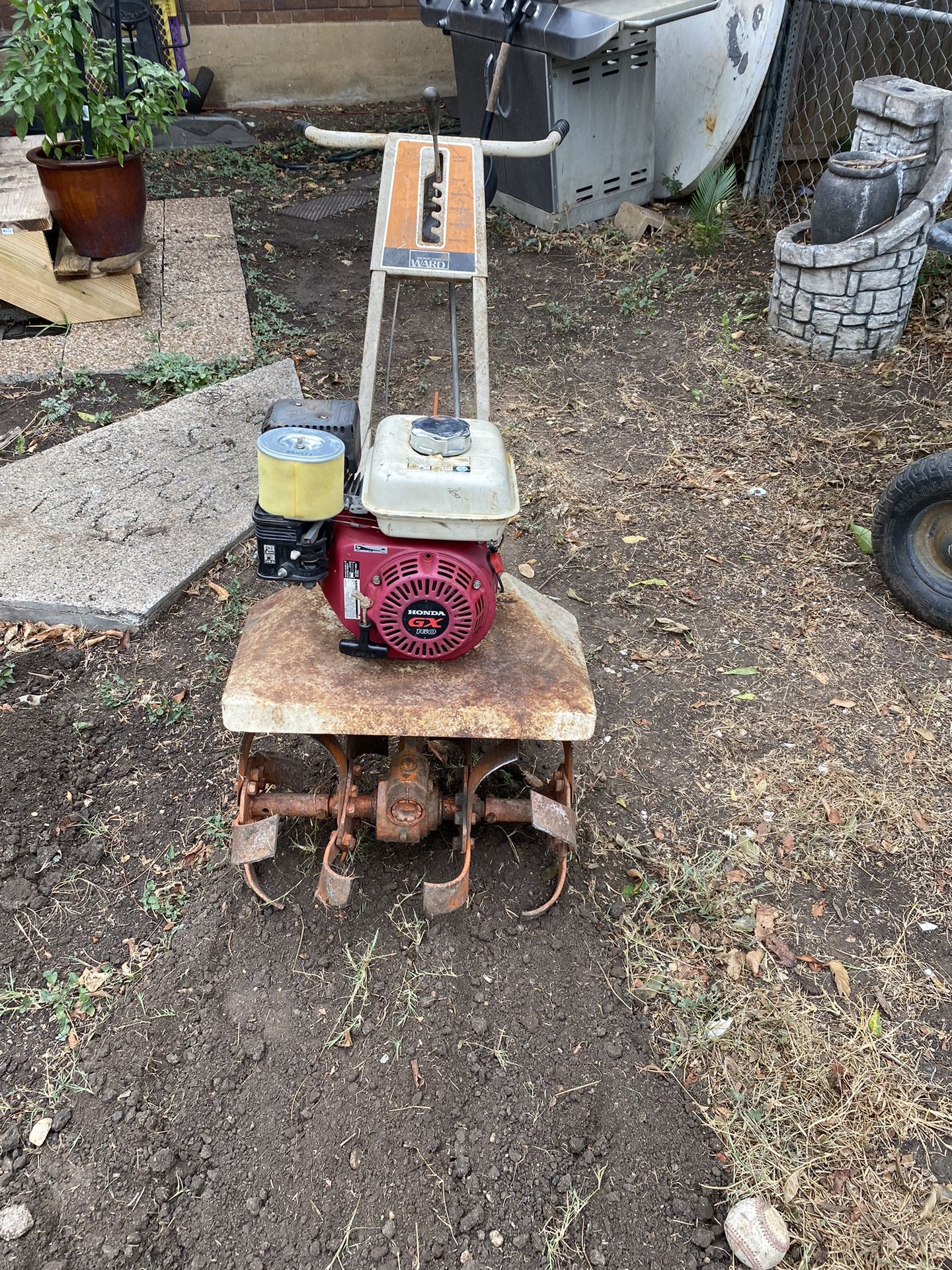 Tiller With Honda Gx160 Motor